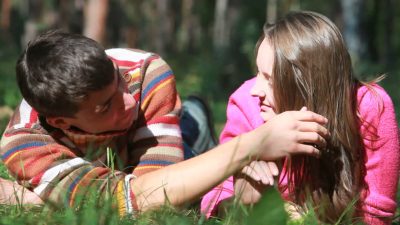 How To Be Affectionate With Your Girlfriend